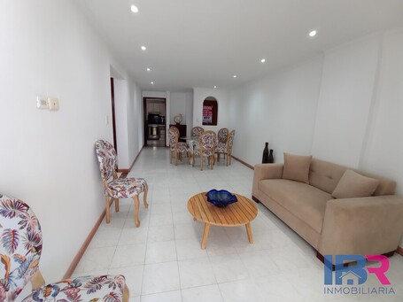 APARTAMENTO EN VENTA EN EL LAGUITO